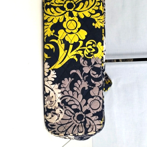 Vera Bradley Tote Bag Purse - Black Gray White Green Floral Baroque - Picture 6 of 16